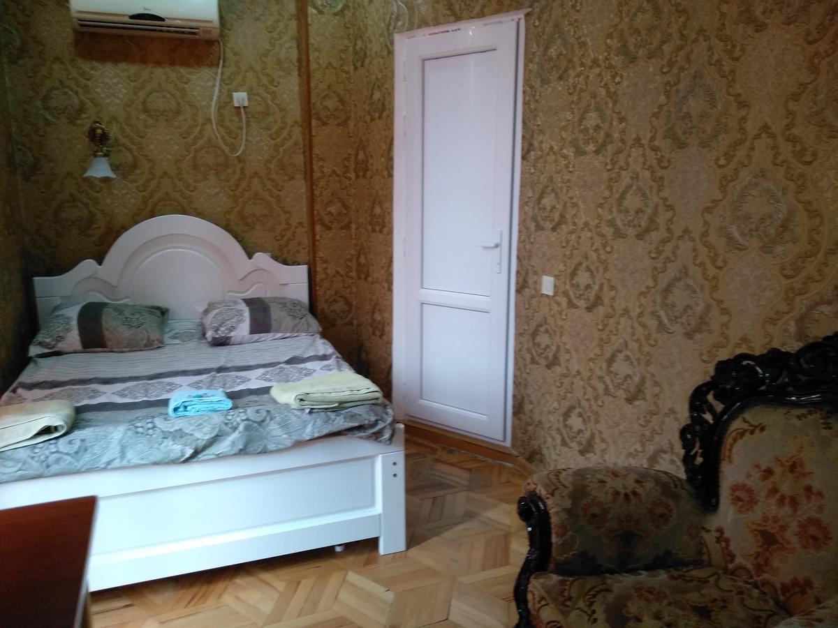 Edemi Hotel Кутаиси Екстериор снимка